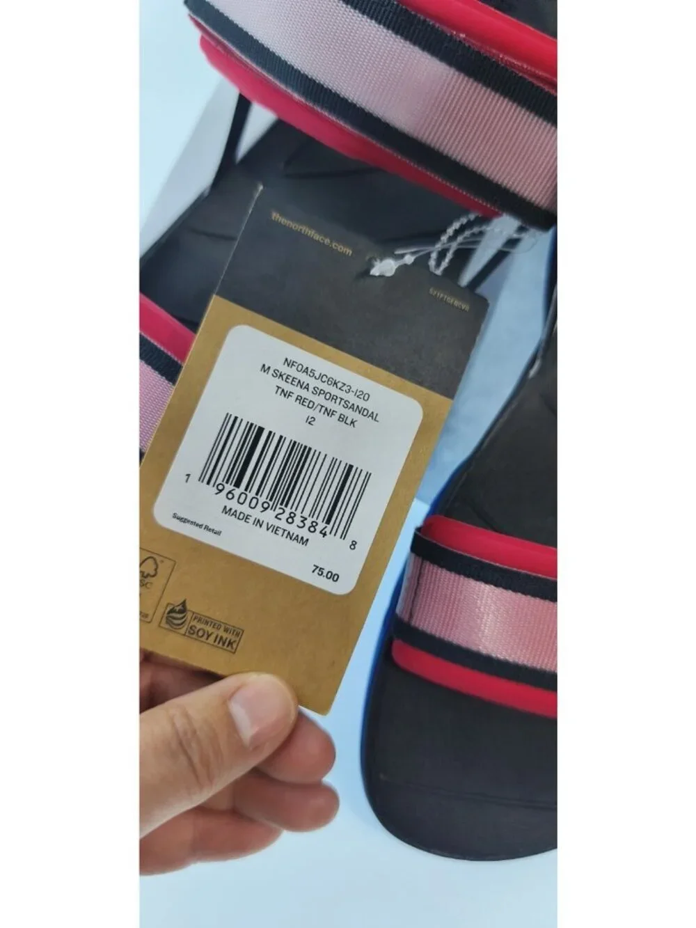 The North Face Skeena Sport Sandal Men's Size 12 TNF Red Black NWT Multicolor